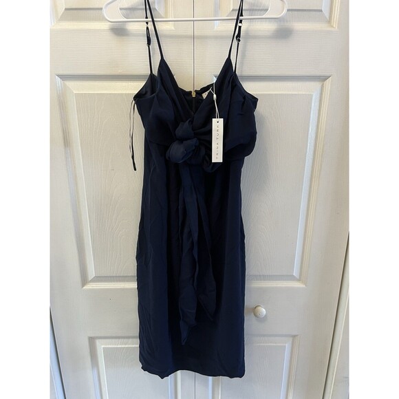 Trina Turk Women's Starry Navy Blue Dress Draped Crepe Tie Front  Size 6 NWT - Picture 8 of 13